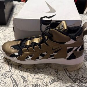 Nike- Vapormax Gliese Size 10.5